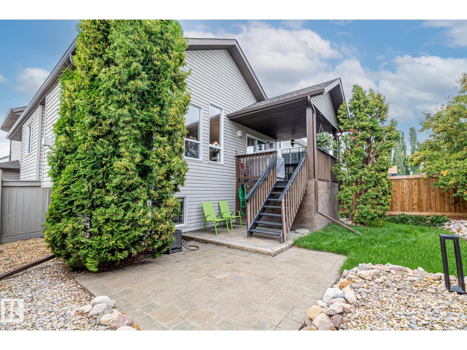 Photo 28 of 10411 95 St, Morinville AB