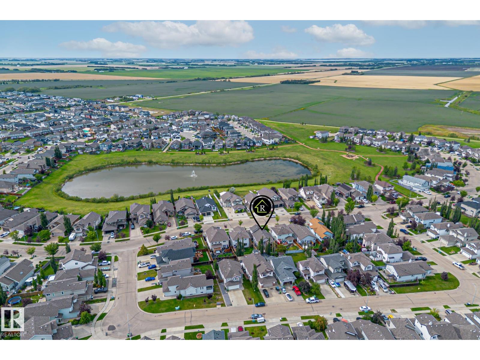 Photo 35 of 10411 95 St, Morinville AB