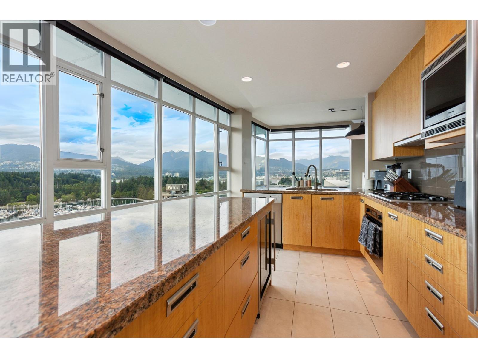 Photo 12 of Ph 2501 1616 Bayshore Drive, Vancouver BC