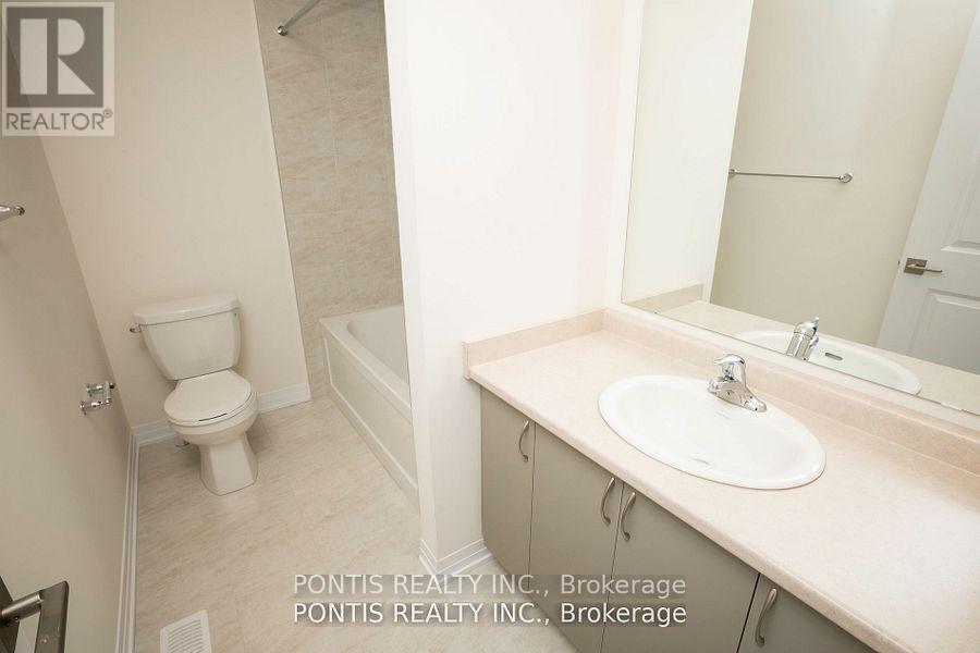 Photo 1 of 84 Fieldridge Crescent, Brampton ON