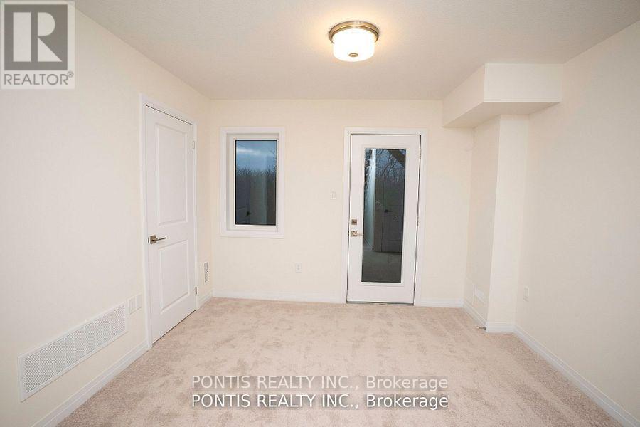 Photo 27 of 84 Fieldridge Crescent, Brampton ON
