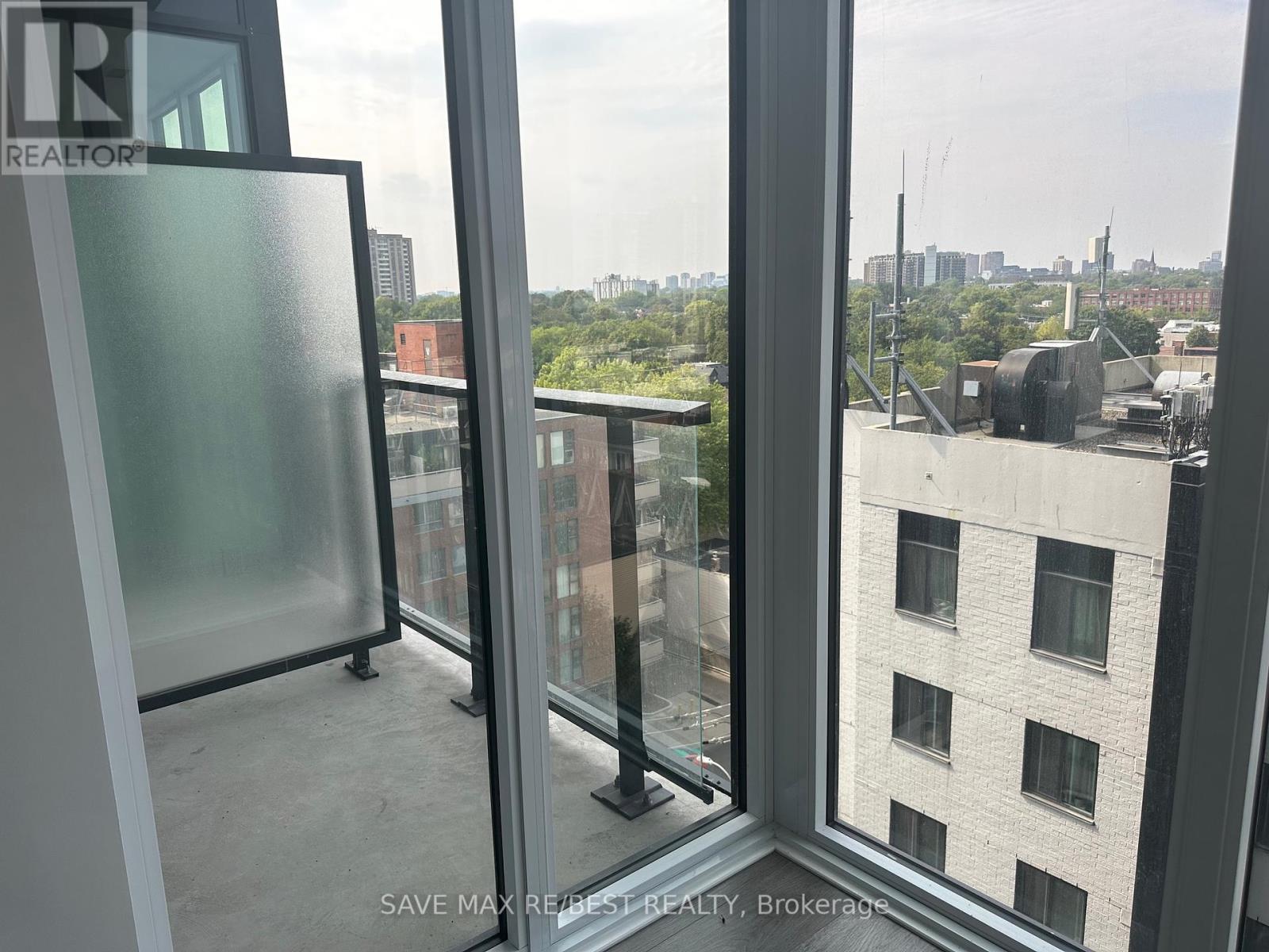 Photo 24 of 726 285 Dufferin Street, Toronto ON