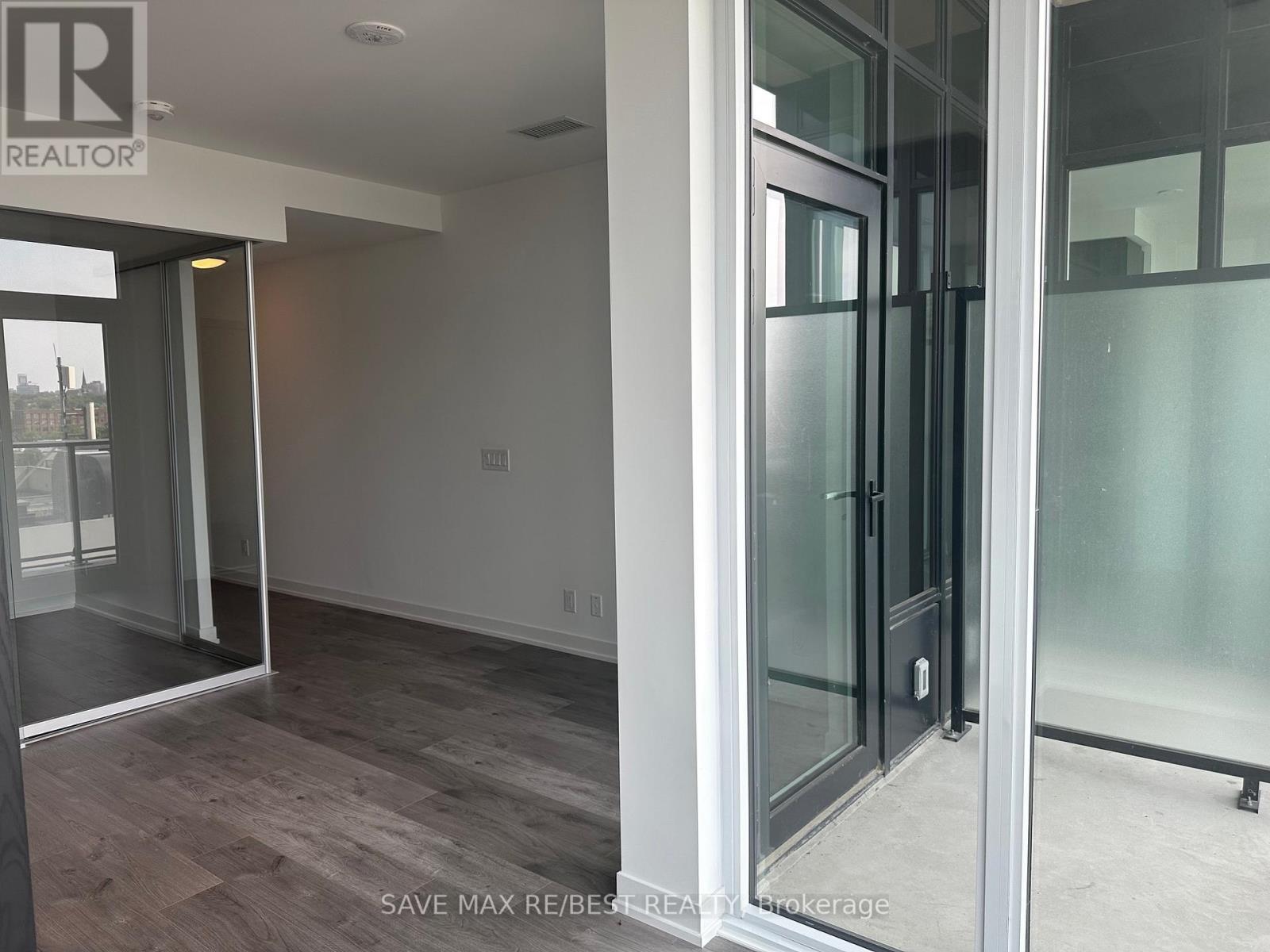 Photo 26 of 726 285 Dufferin Street, Toronto ON