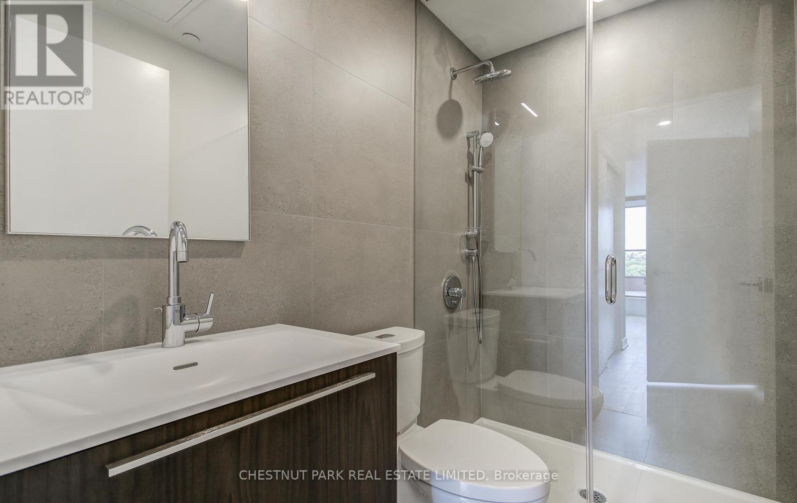 Photo 10 of 613 2720 Dundas Street W, Toronto ON