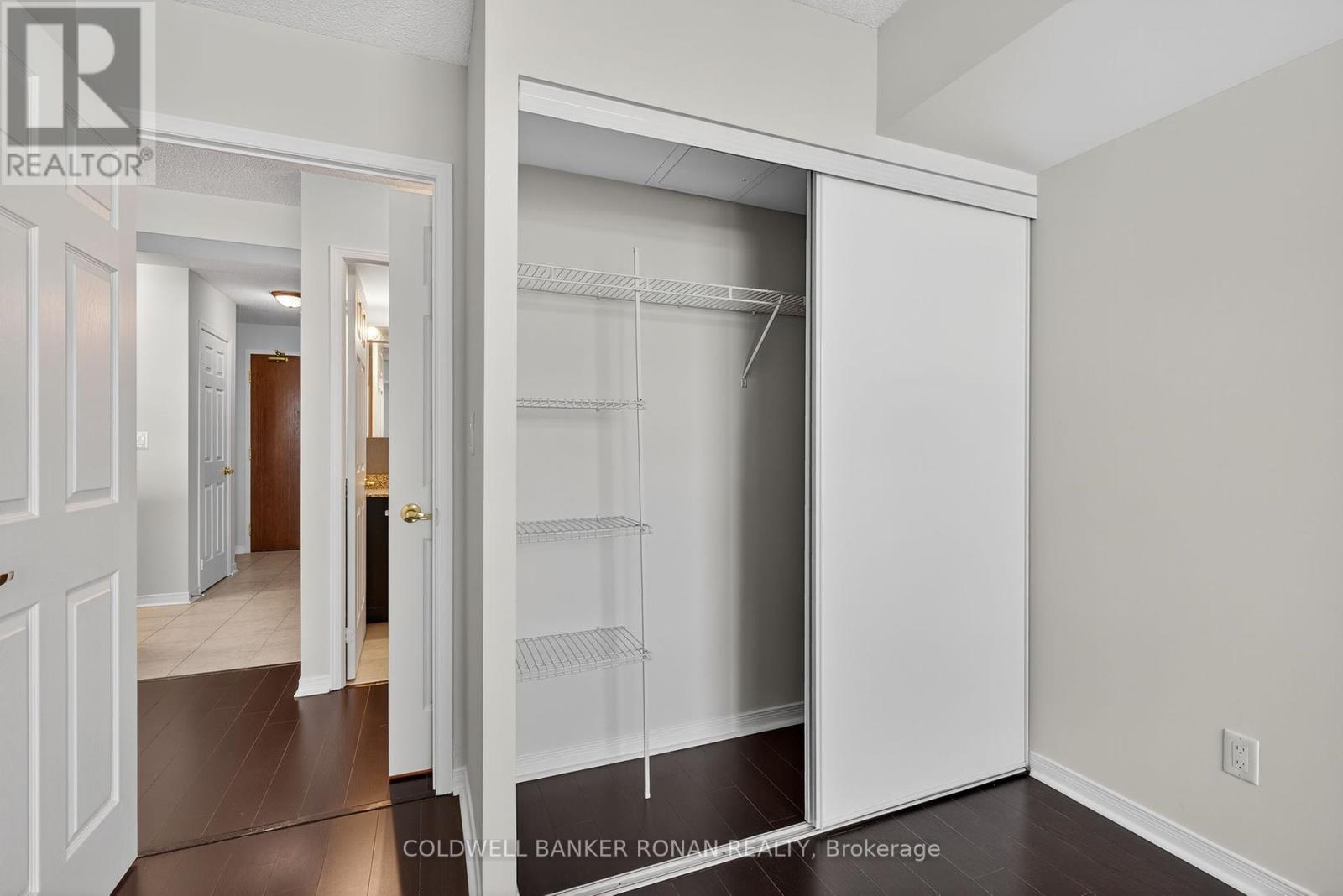 Photo 19 of 1010 4900 Glen Erin Drive, Mississauga ON