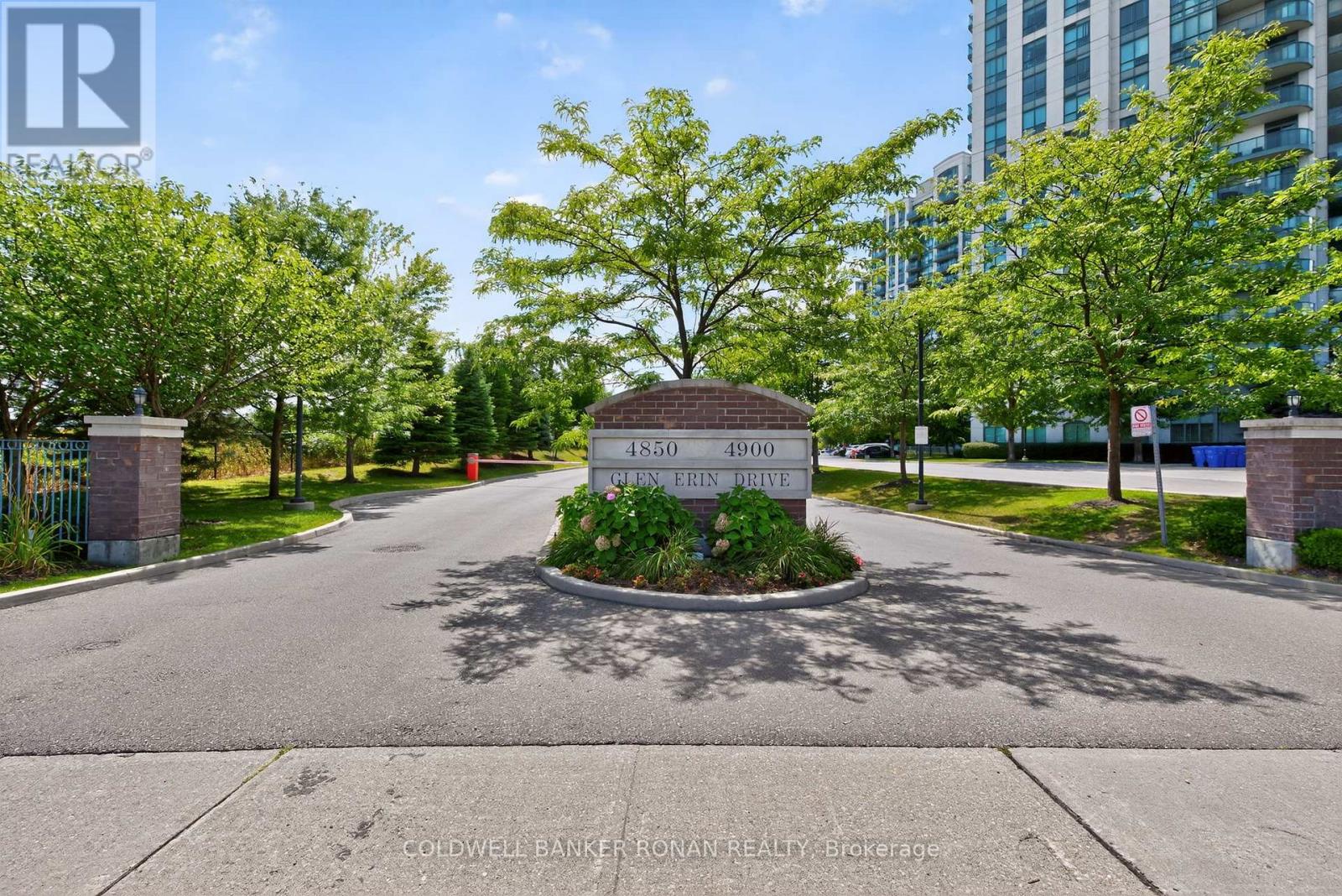 Photo 5 of 1010 4900 Glen Erin Drive, Mississauga ON