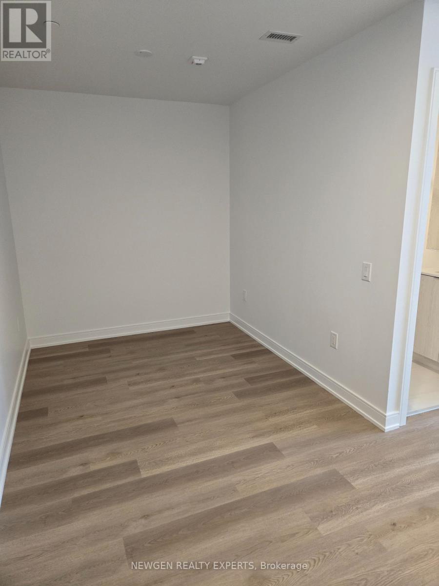Photo 2 of 717 3009 Novar Road, Mississauga ON