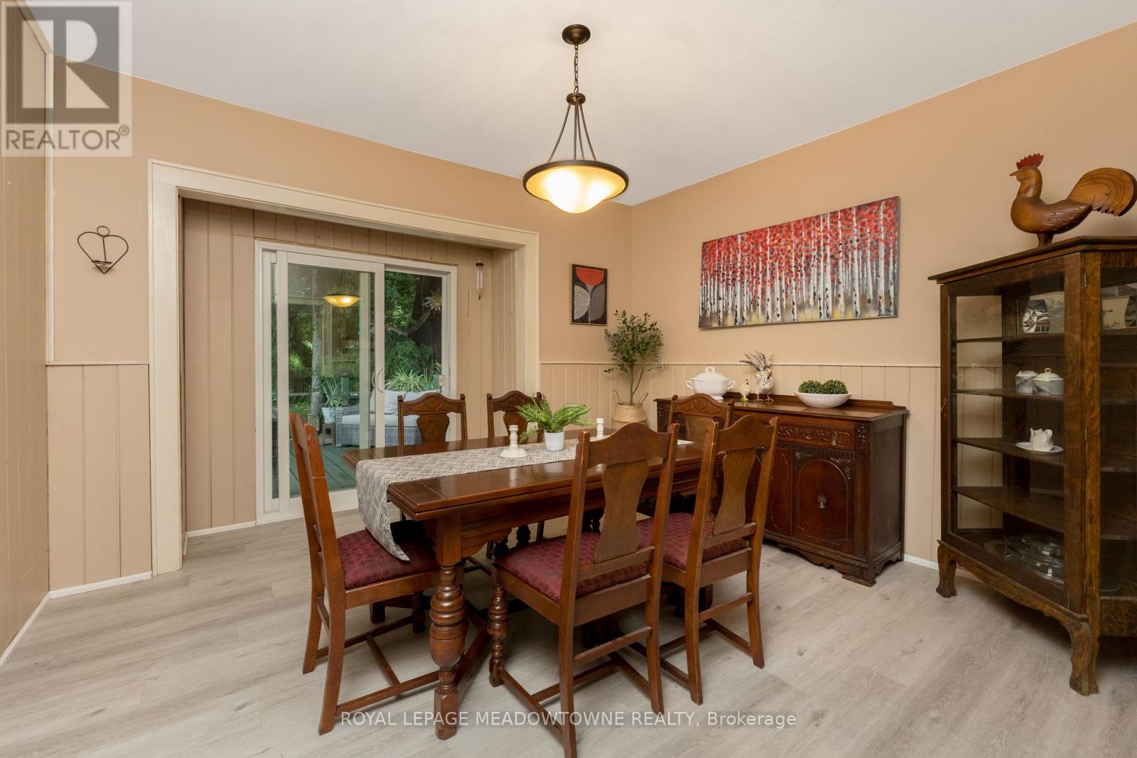 Photo 10 of 14 Academy Road, Halton Hills ON