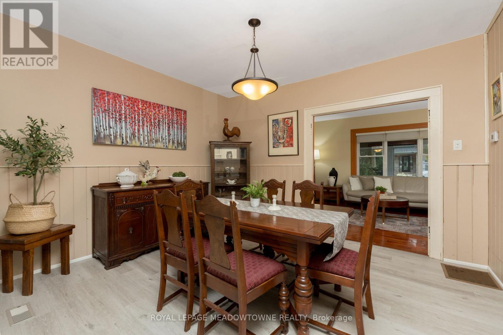 Photo 11 of 14 Academy Road, Halton Hills ON