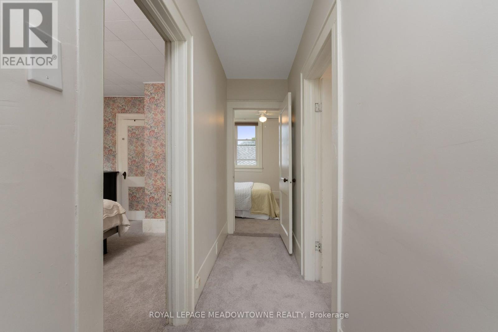 Photo 19 of 14 Academy Road, Halton Hills ON