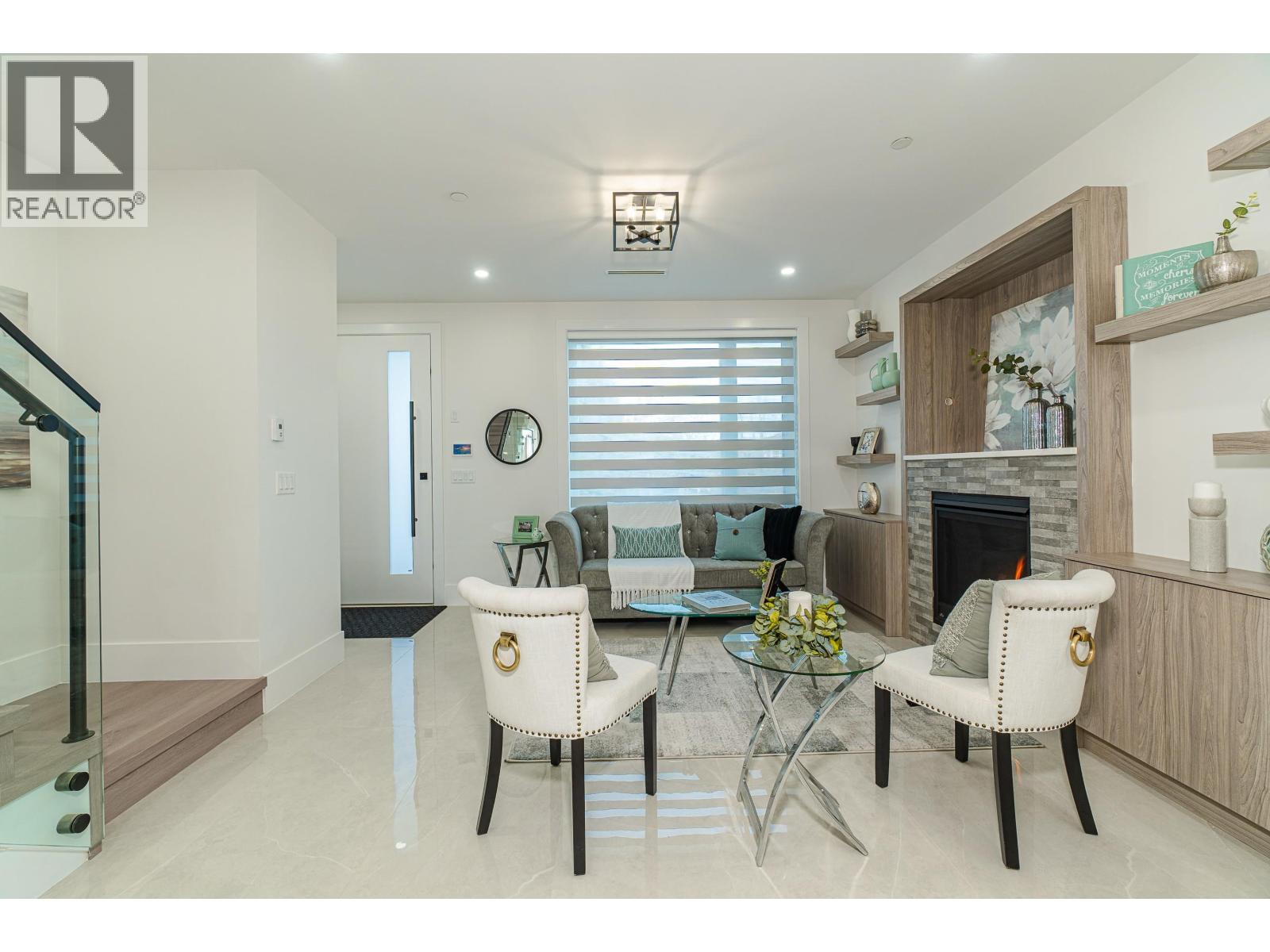 2792 E 49TH AVENUE, Vancouver