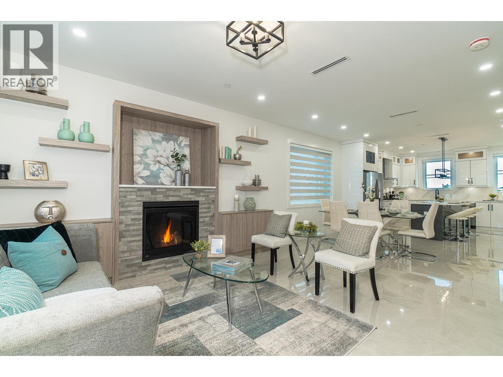 2792 E 49TH AVENUE, Vancouver