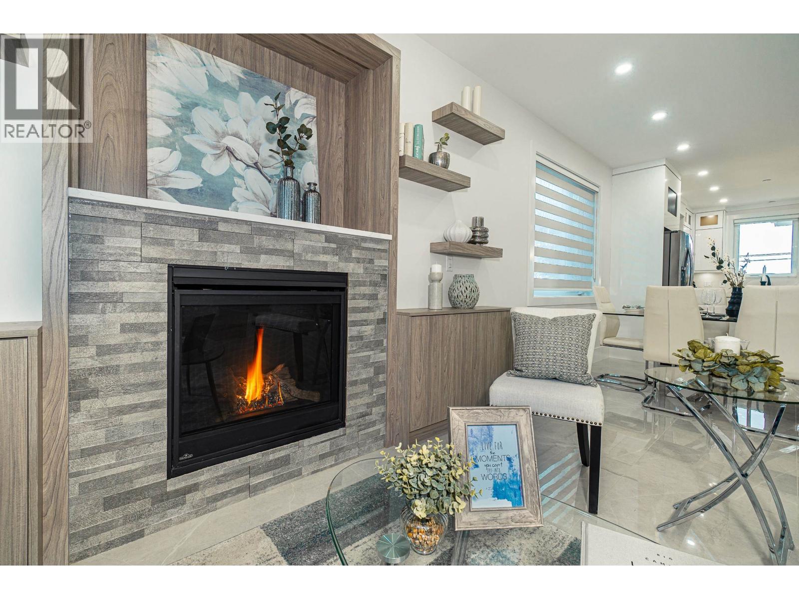 2792 E 49TH AVENUE, Vancouver