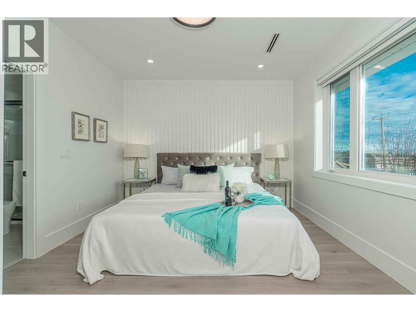 2792 E 49TH AVENUE, Vancouver