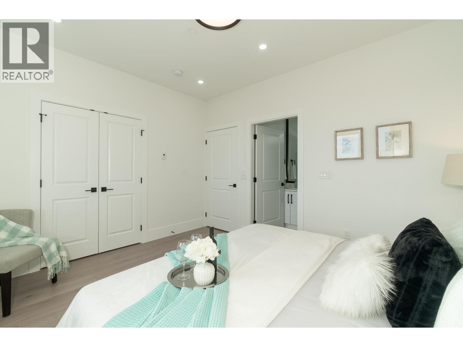 2792 E 49TH AVENUE, Vancouver