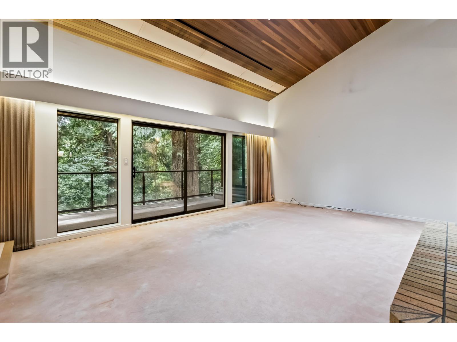 Photo 8 of 20804 Wicklund Avenue, Maple Ridge BC