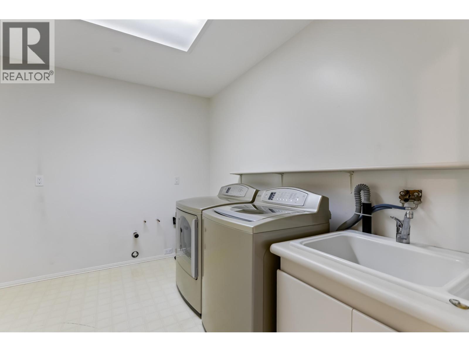 Photo 23 of 20804 Wicklund Avenue, Maple Ridge BC