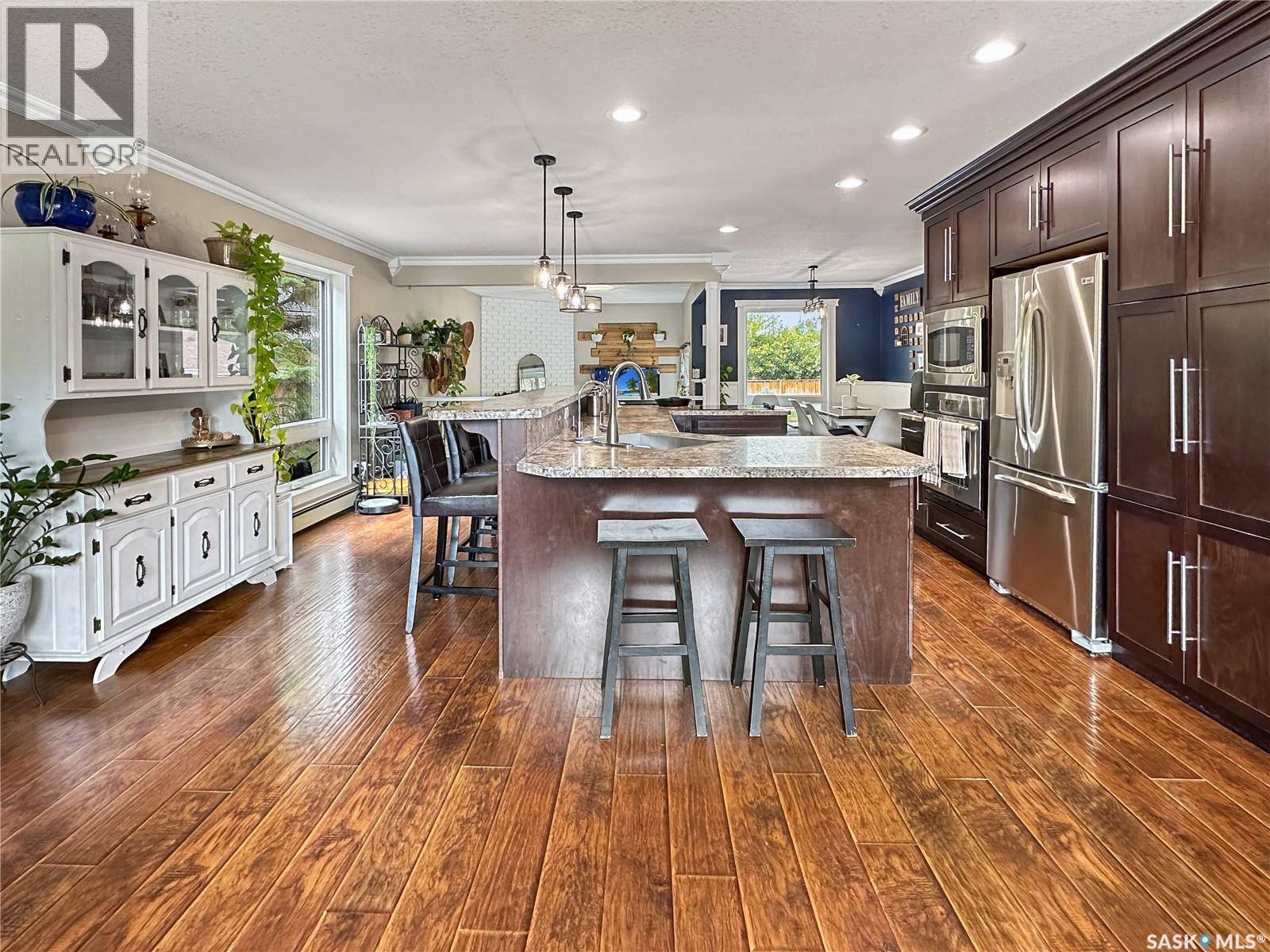 Photo 10 of 214 Lake Avenue, Fort Quappelle SK