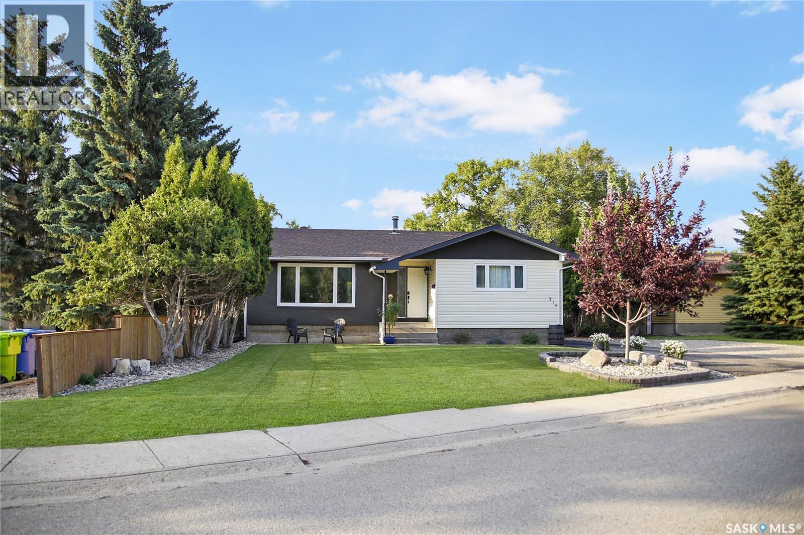 Photo 33 of 214 Lake Avenue, Fort Quappelle SK