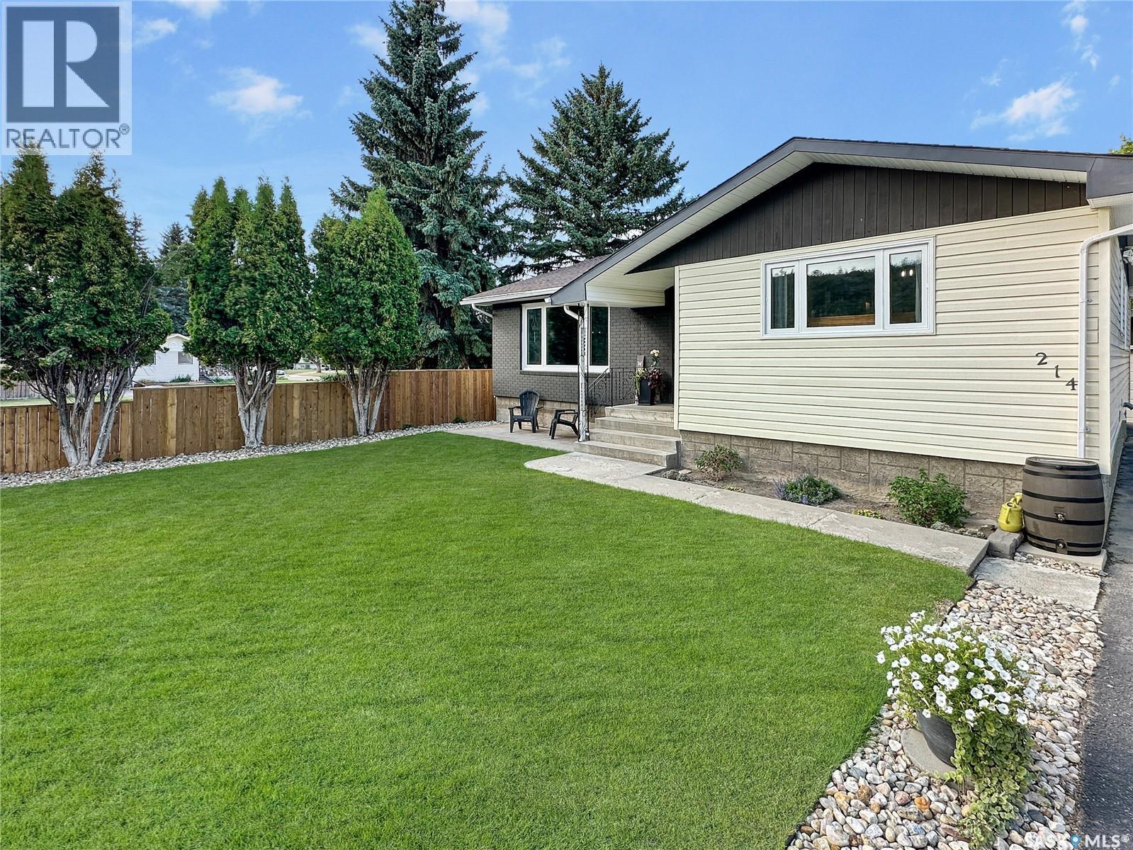 Photo 41 of 214 Lake Avenue, Fort Quappelle SK