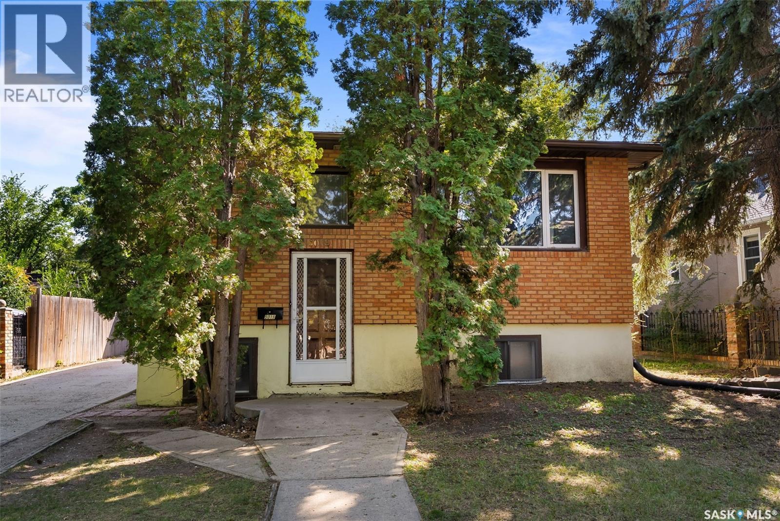 5019 8th AVENUE, Regina, Saskatchewan