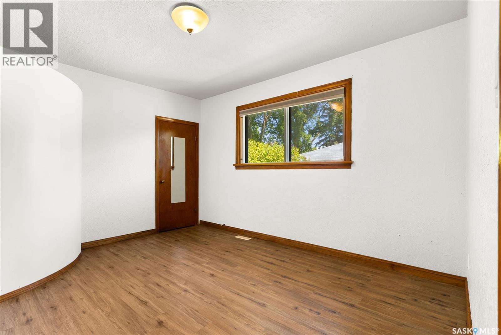 Single Family House Bi-level for Sale in  th AVENUE Regina 