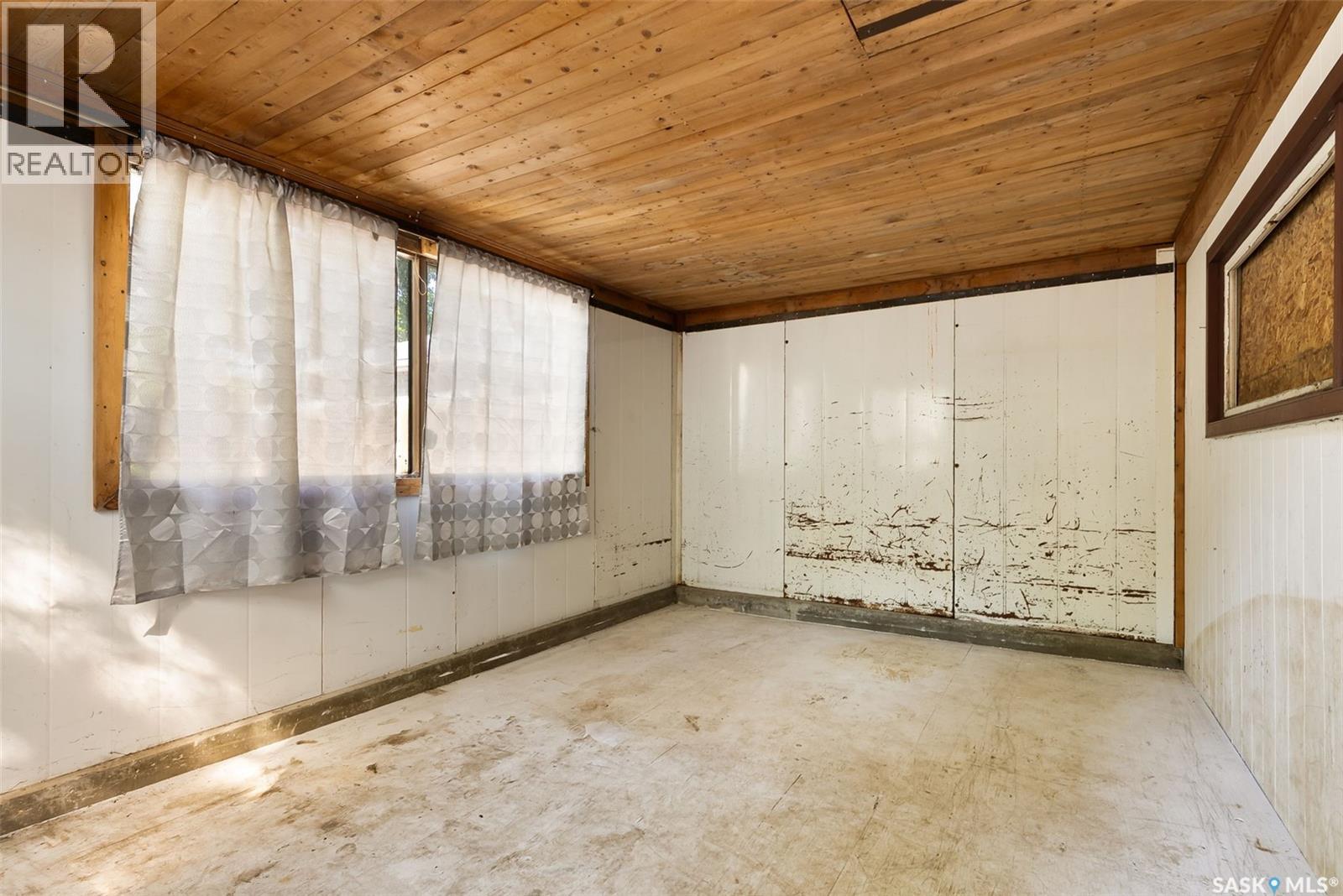 Single Family House Bi-level for Sale in  th AVENUE Regina 