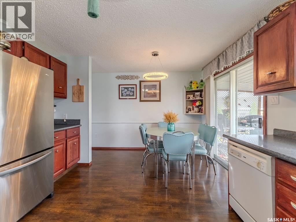 Photo 13 of 215 7th Street S, Wakaw SK