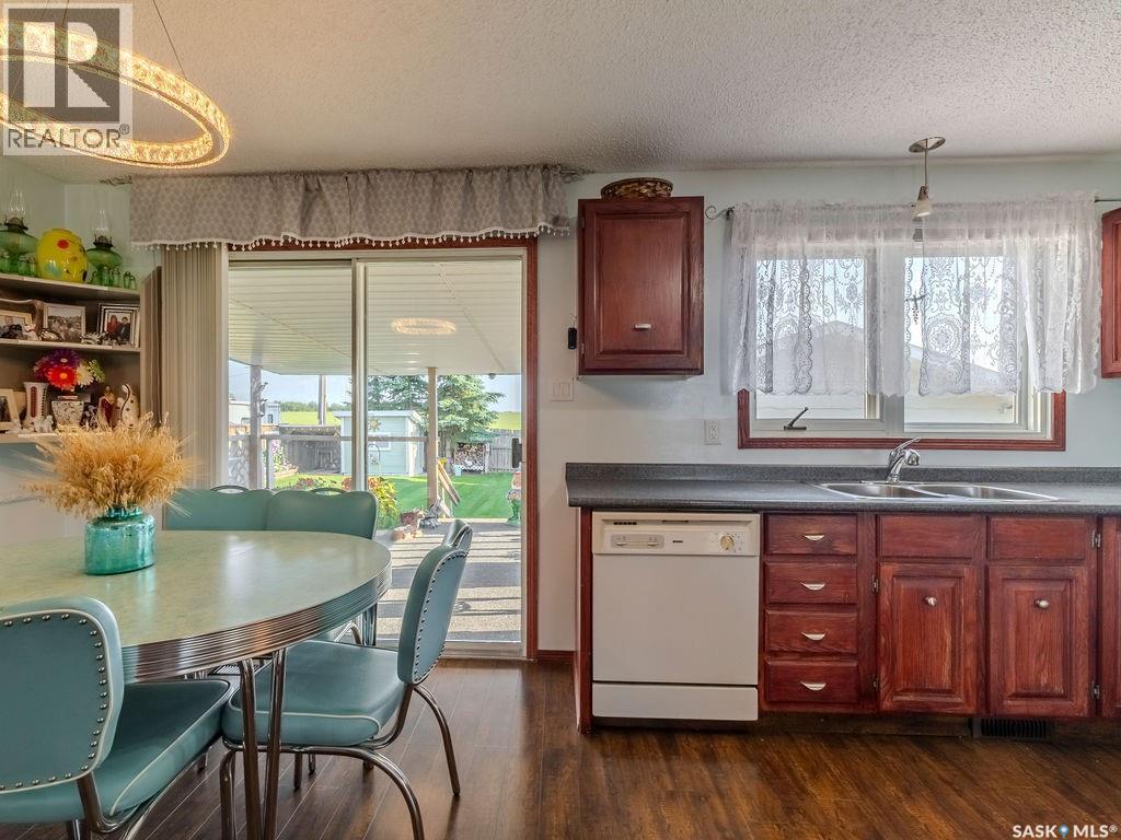 Photo 14 of 215 7th Street S, Wakaw SK