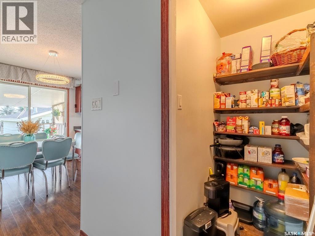 Photo 19 of 215 7th Street S, Wakaw SK