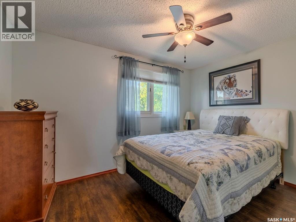 Photo 25 of 215 7th Street S, Wakaw SK
