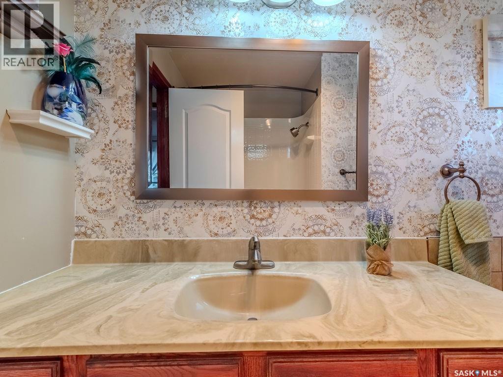 Photo 29 of 215 7th Street S, Wakaw SK