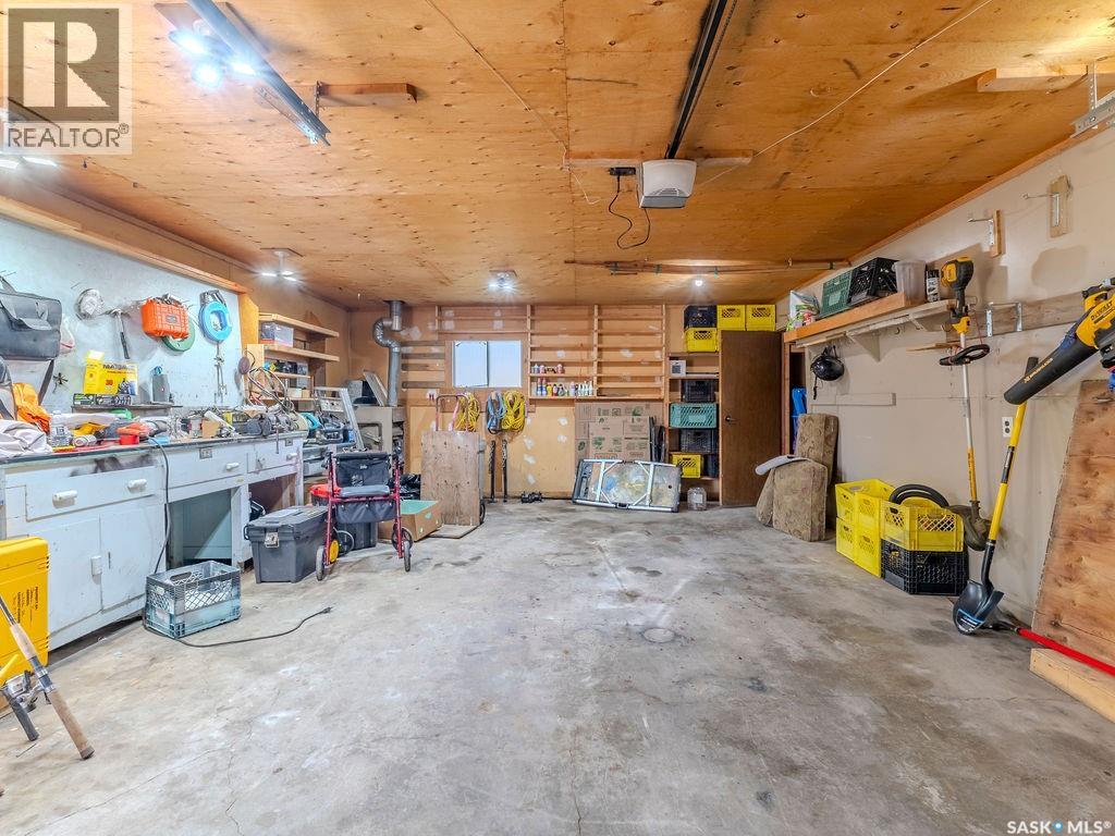 Photo 4 of 215 7th Street S, Wakaw SK