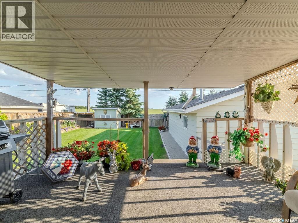 Photo 44 of 215 7th Street S, Wakaw SK