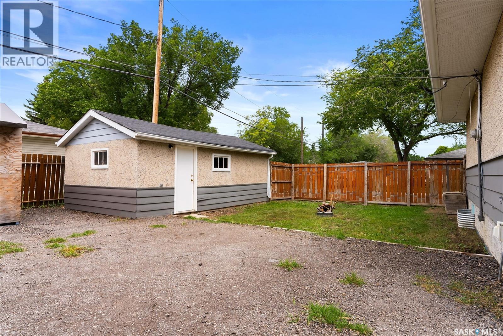 Photo 23 of 4 Burrows Street, Regina SK