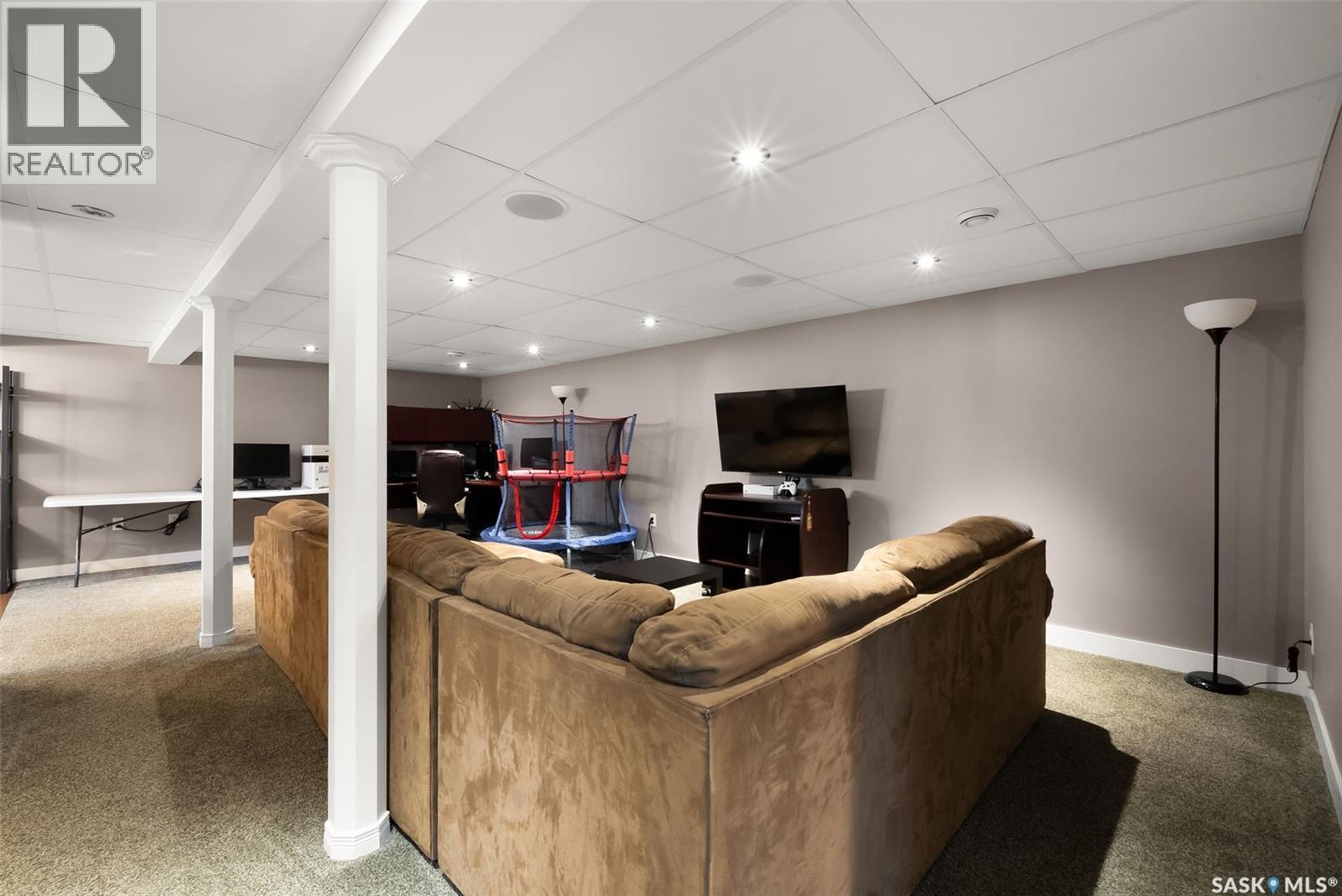 Photo 1 of 114 Mackenzie Crescent, Regina SK