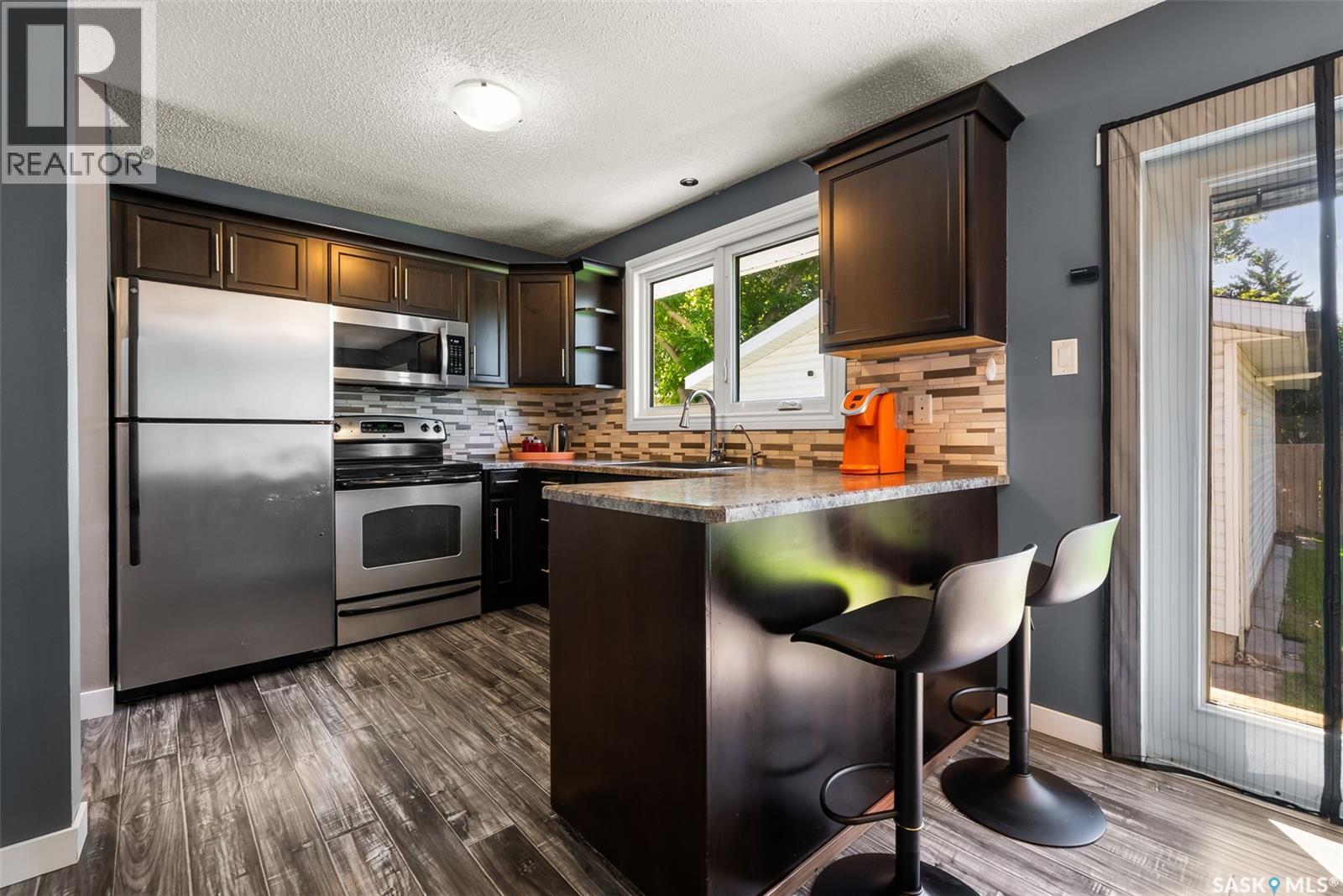Photo 21 of 114 Mackenzie Crescent, Regina SK