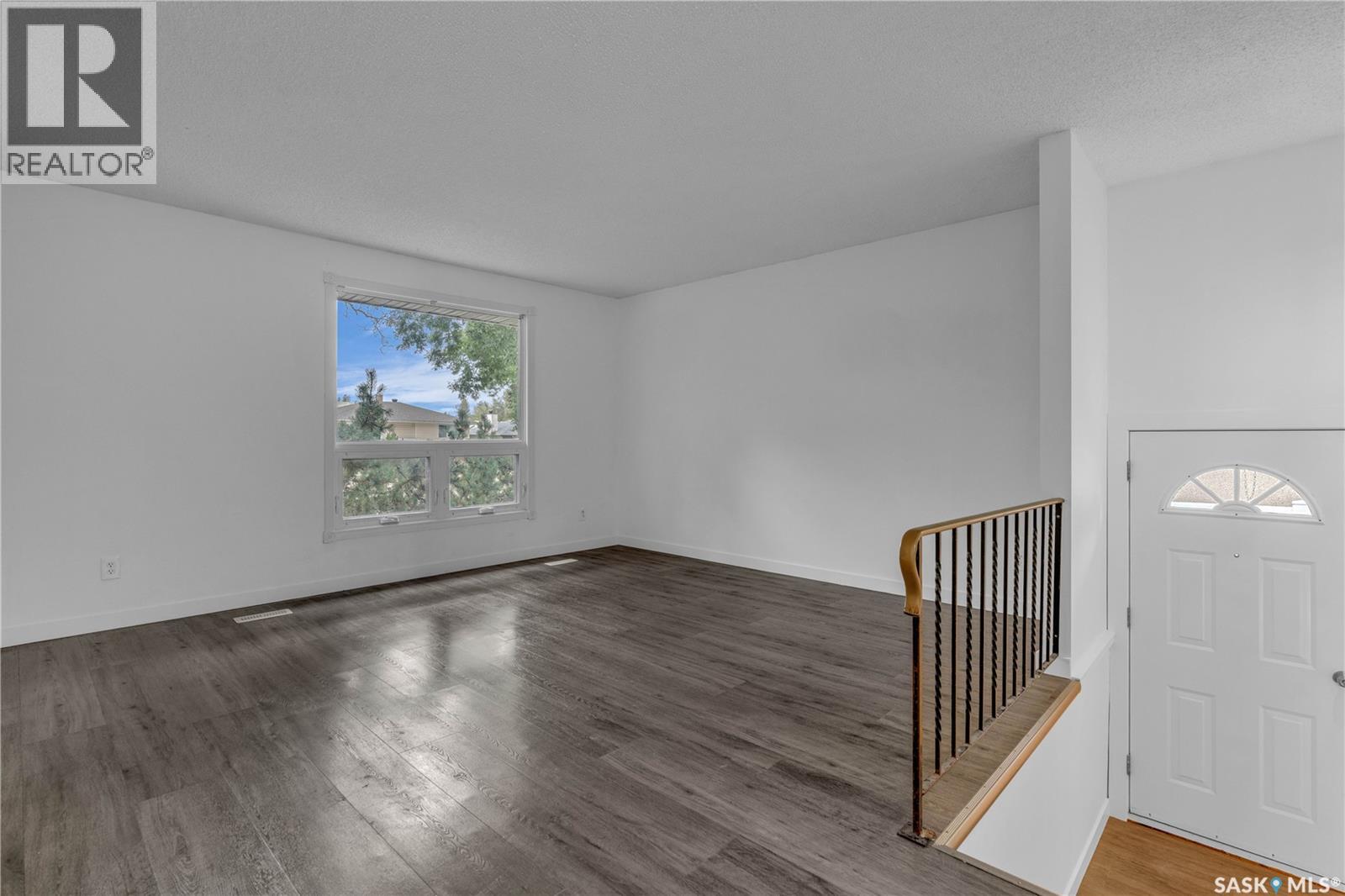 Photo 2 of 125 Fairview Road, Regina SK