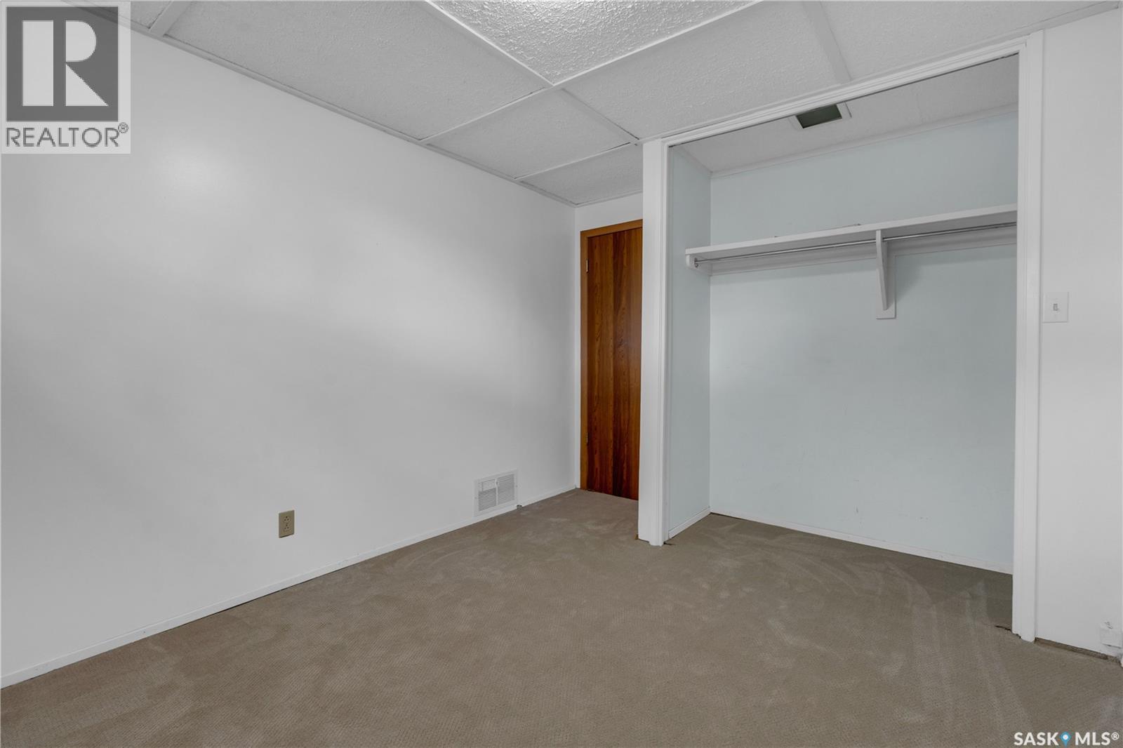 Photo 33 of 125 Fairview Road, Regina SK