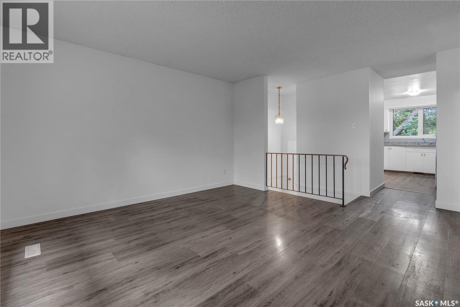 Photo 43 of 125 Fairview Road, Regina SK