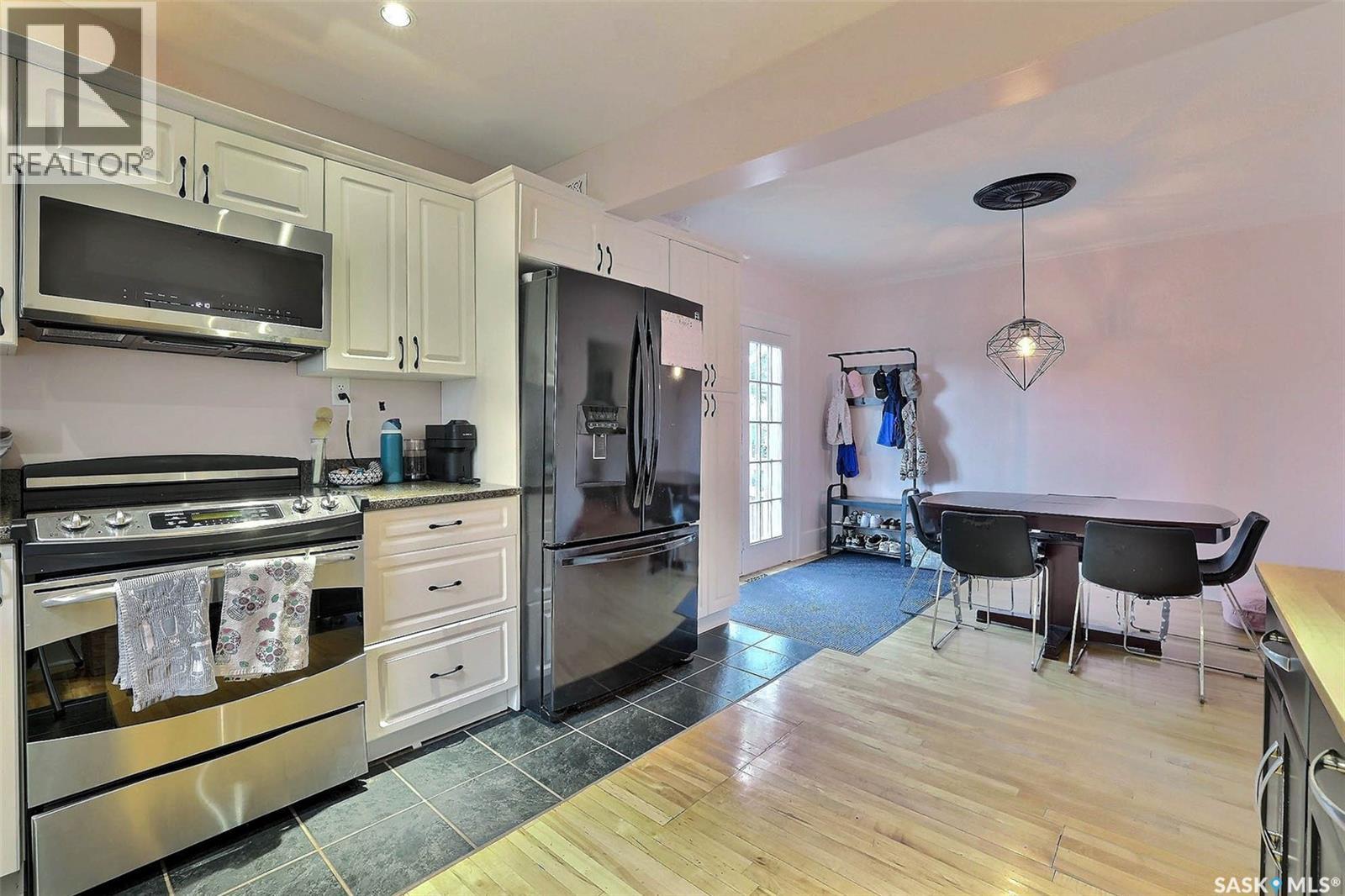 Photo 34 of 3408 Victoria Avenue, Regina SK