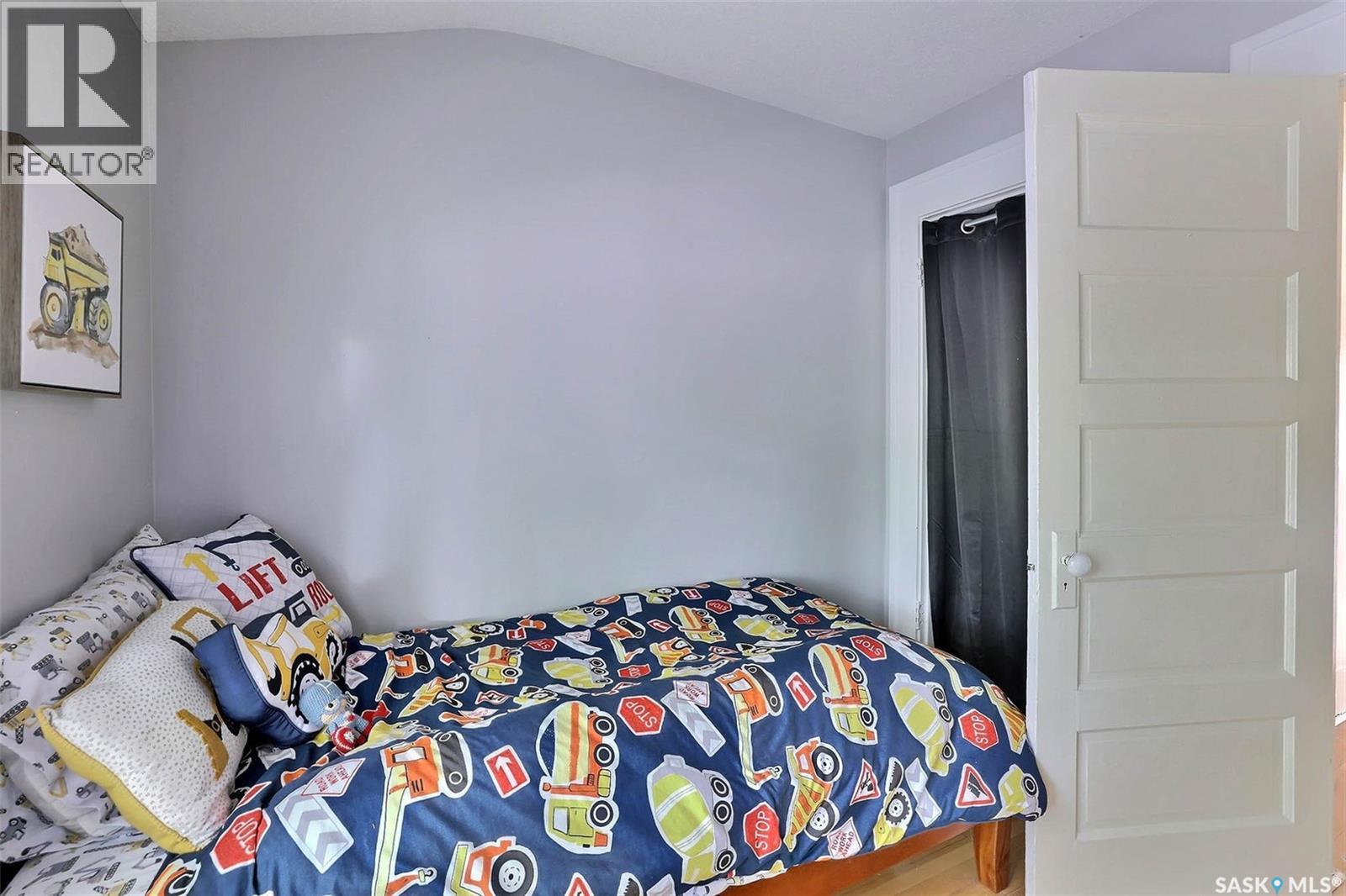Photo 11 of 3408 Victoria Avenue, Regina SK