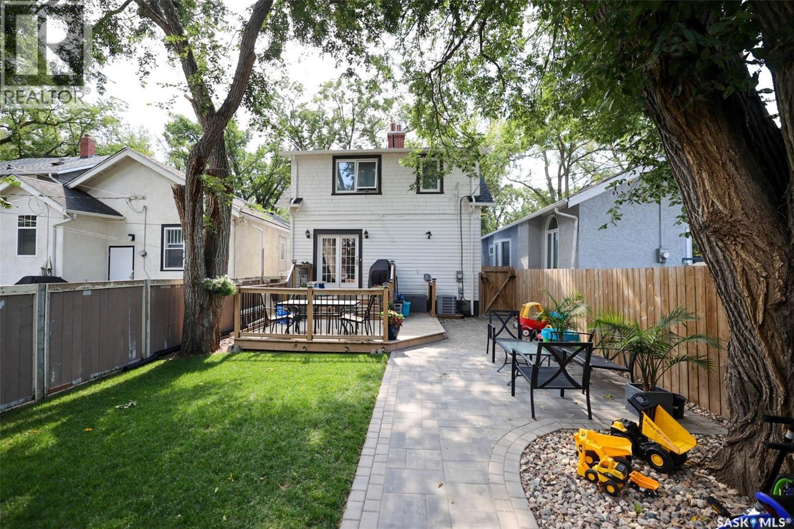 Photo 16 of 3408 Victoria Avenue, Regina SK