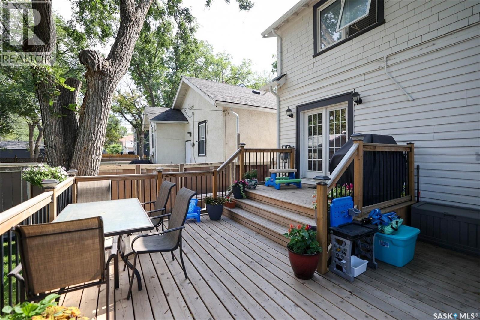 Photo 12 of 3408 Victoria Avenue, Regina SK