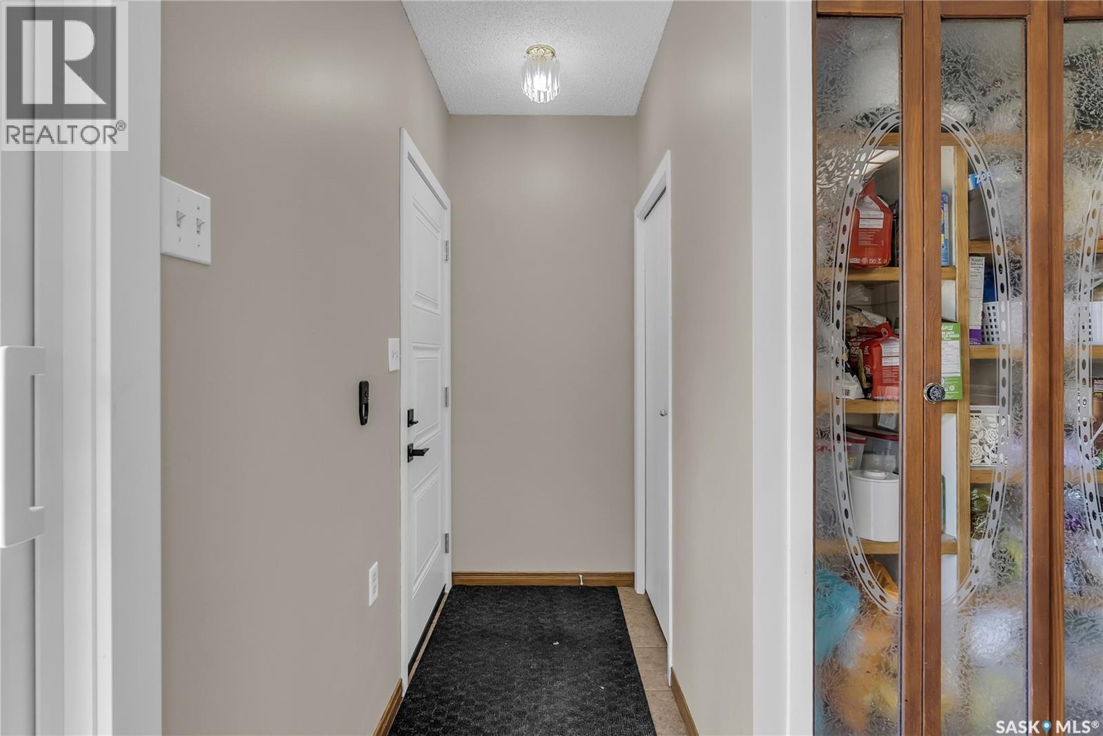 Photo 2 of 502 Brightsand Crescent, Saskatoon SK