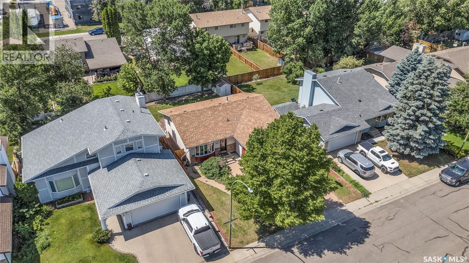 Photo 32 of 502 Brightsand Crescent, Saskatoon SK