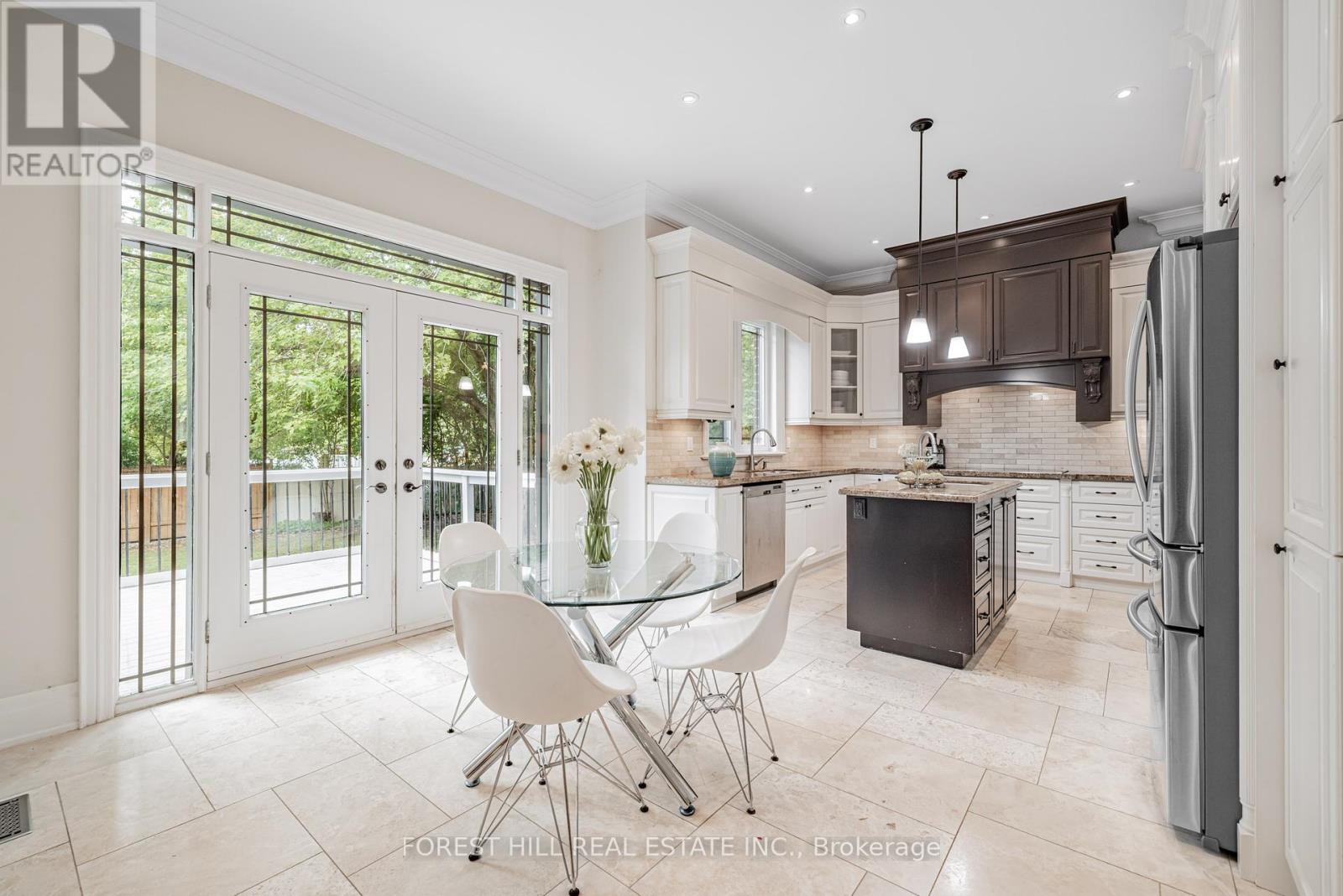 Photo 15 of 47 Terrace Avenue, Toronto ON