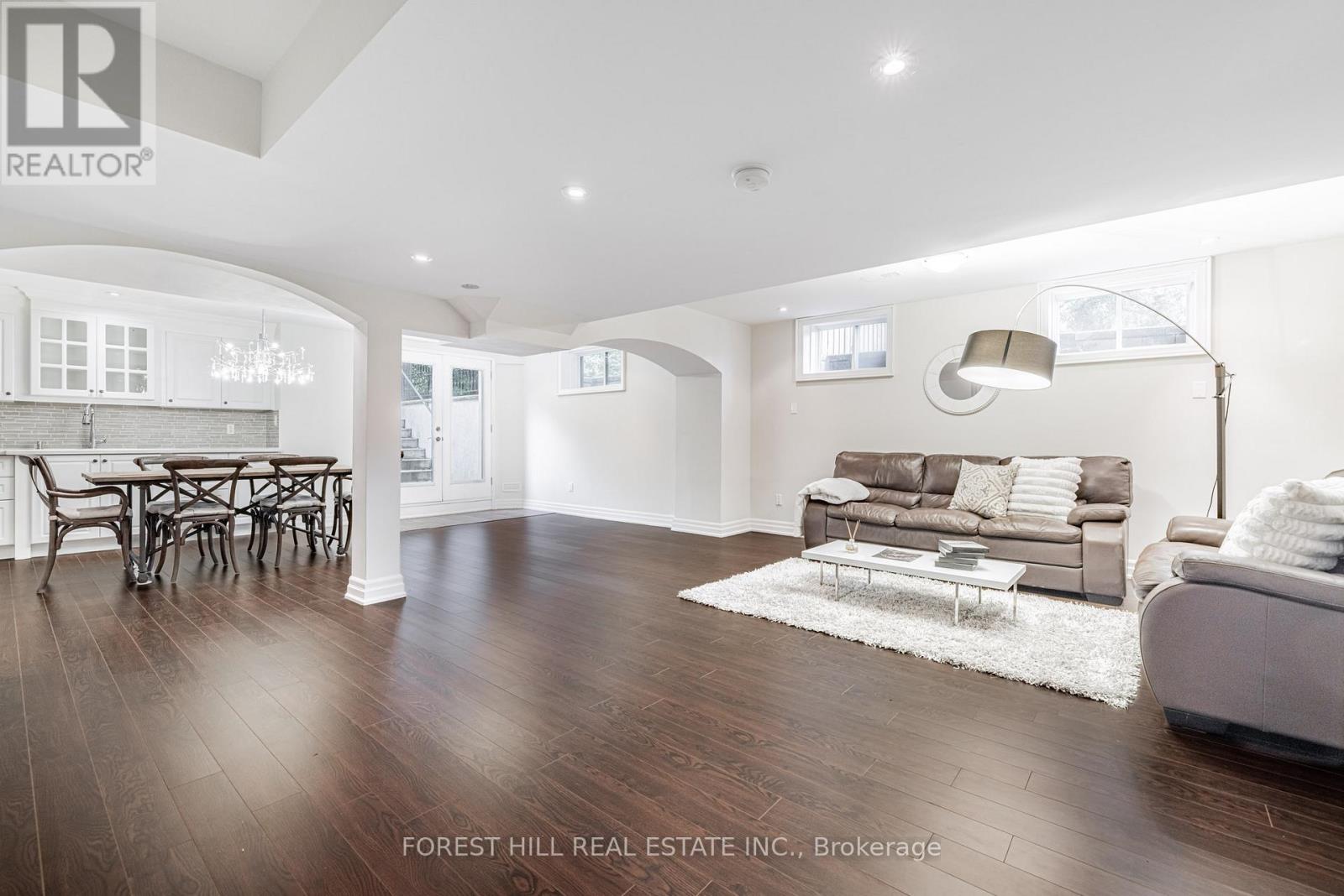 Photo 30 of 47 Terrace Avenue, Toronto ON