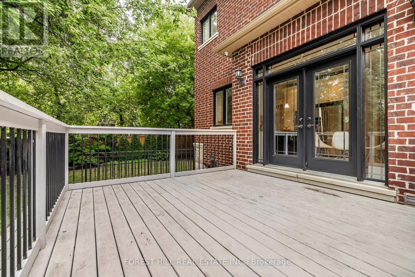 Photo 33 of 47 Terrace Avenue, Toronto ON