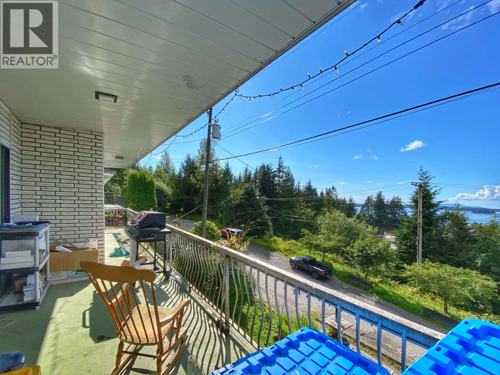 1105 BORDEN STREET